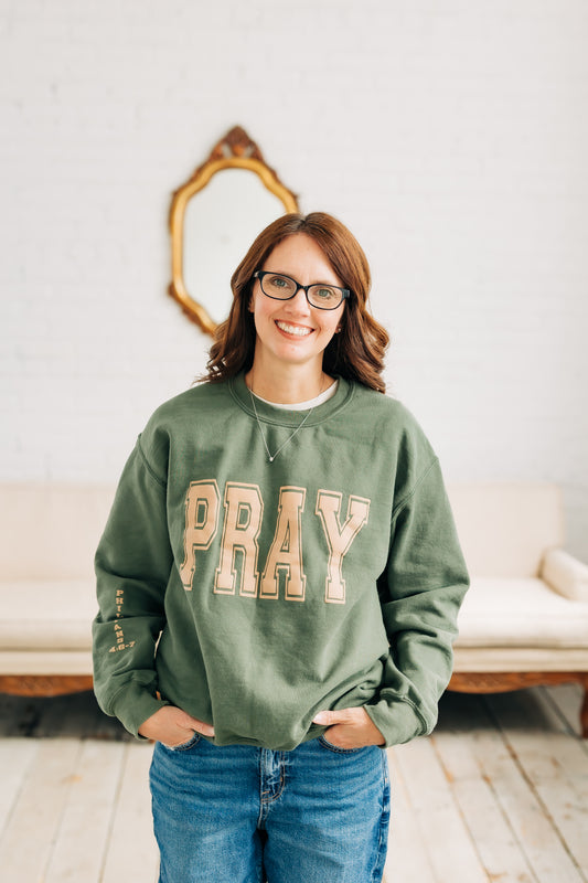 P R A Y Crewneck in Sage